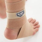 ORTEZA stawu skokowego uni. DR-A135 DR.MED