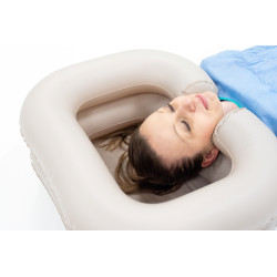 iska basen do mycia głowy w łóżku z prysznicem pompowana Easy Shower Timago